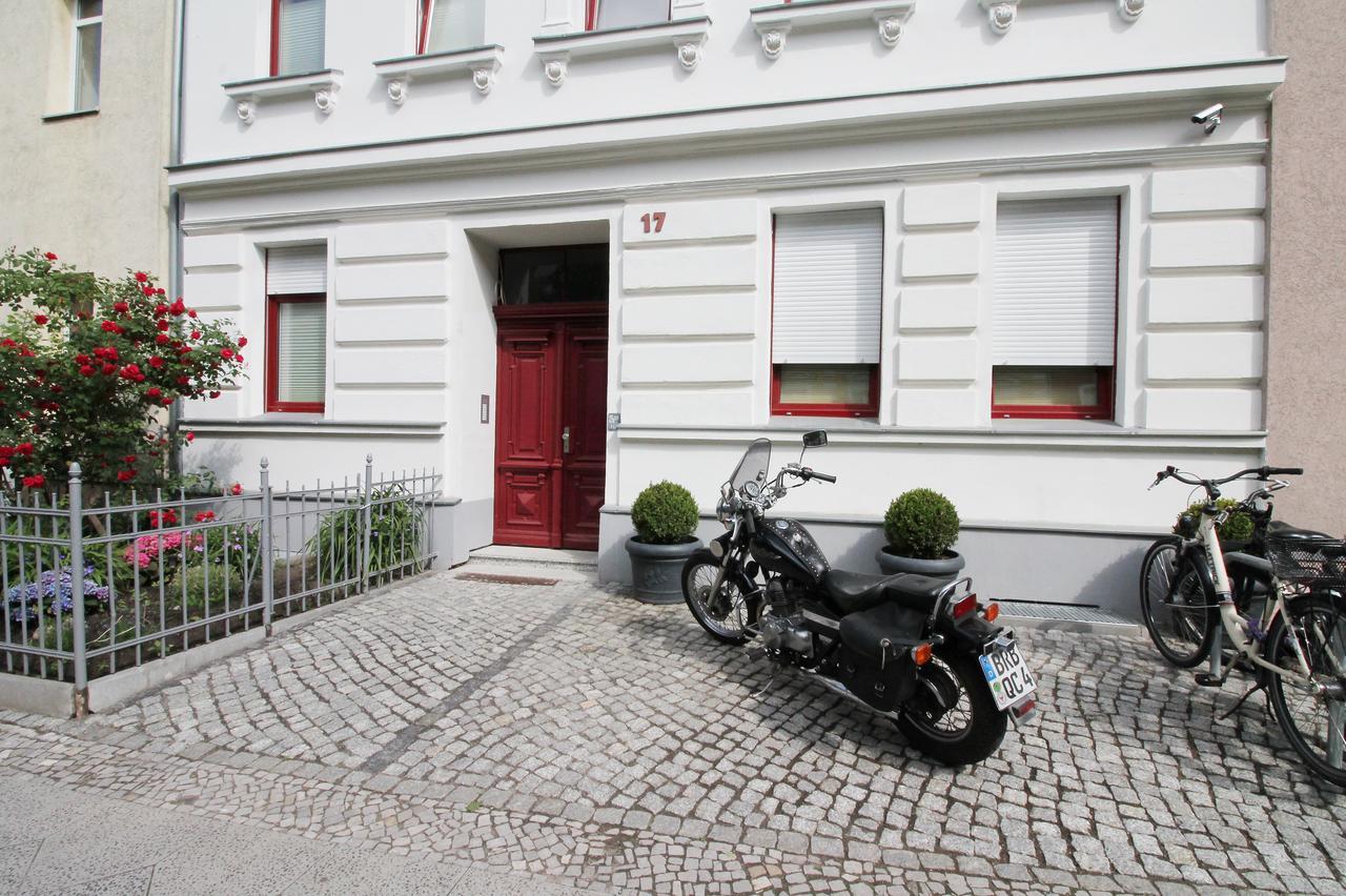 Ferienwohnung Gruenderhaus Brandenburg  ภายนอก รูปภาพ