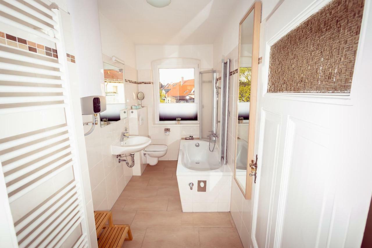 Ferienwohnung Gruenderhaus Brandenburg  ภายนอก รูปภาพ