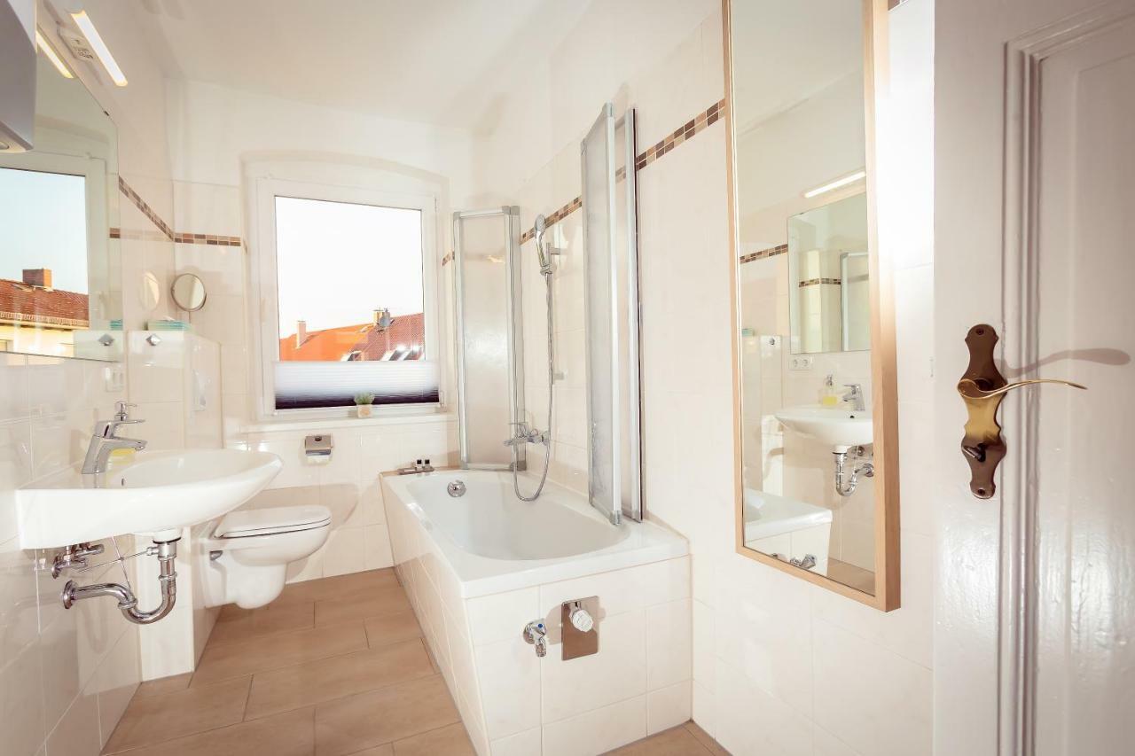 Ferienwohnung Gruenderhaus Brandenburg  ภายนอก รูปภาพ