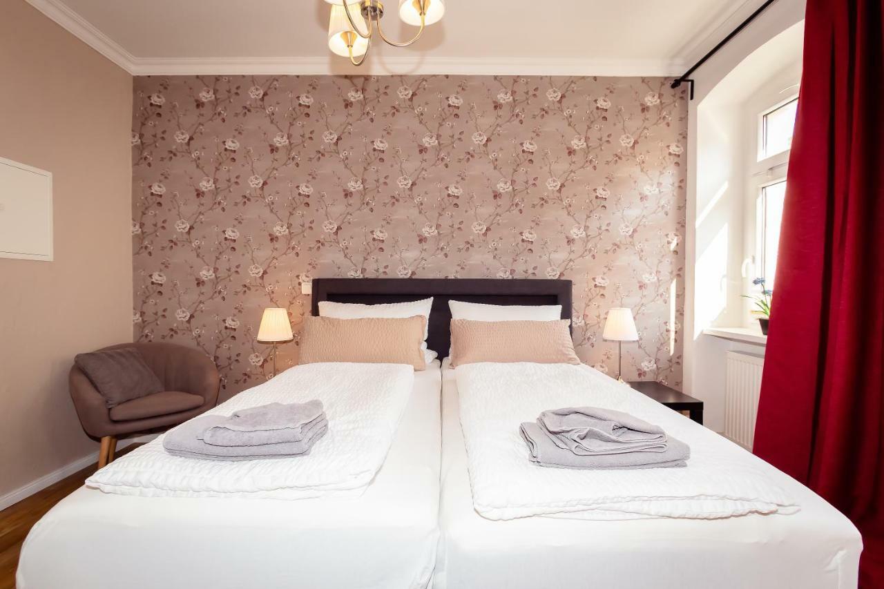 Ferienwohnung Gruenderhaus Brandenburg  ภายนอก รูปภาพ